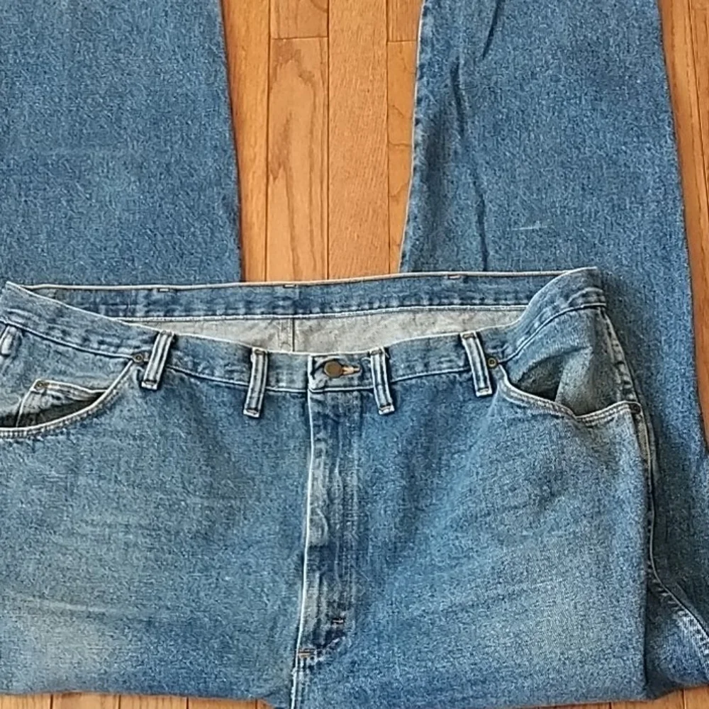 Wrangler Premium Authentic Big Size Jeans 44Wx30L - Picture 7 of 8